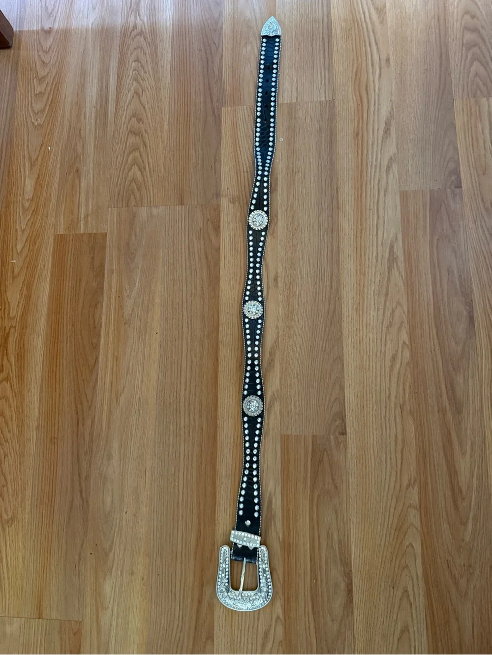 Western blazin roxx Studded Brown Leather women’s Belt - size small